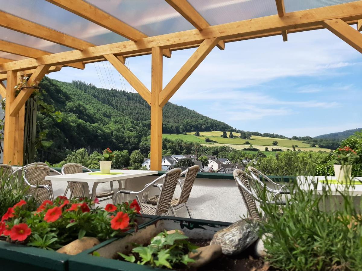 Garni-Hotel-Schaefer Schuld Exteriör bild
